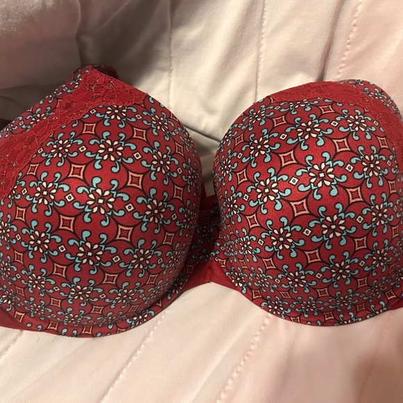 Victoria's Secret Body By Victoria Lined Perfect Coverage 38DDD Bra - Picture 1 of 3
